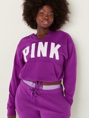 VS PINK Fleece Cropped Cinched Campus Hoodie in Couture Fuchsia Size Large